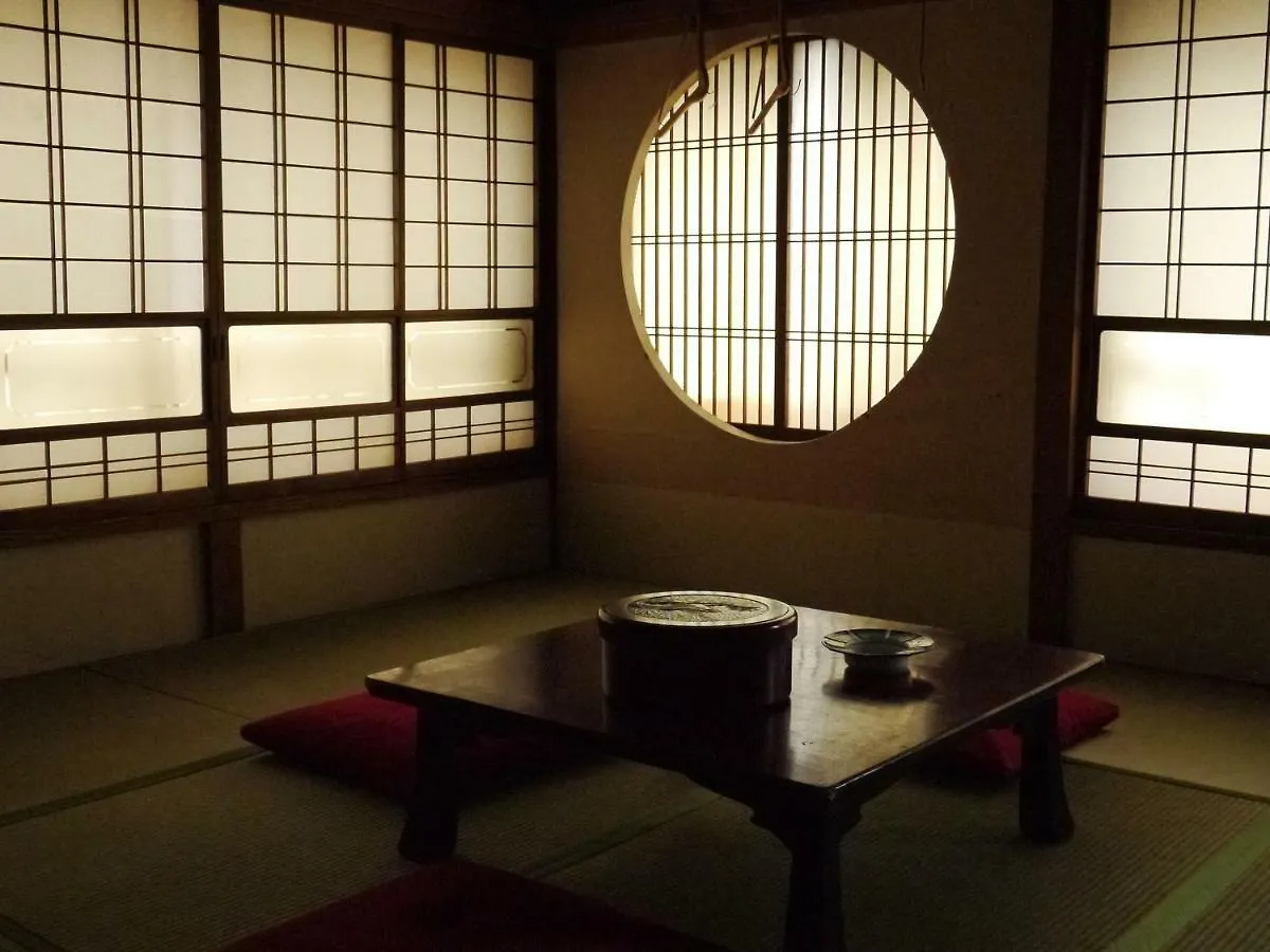 鳳明館　本館・台町別館 3*, 東京都